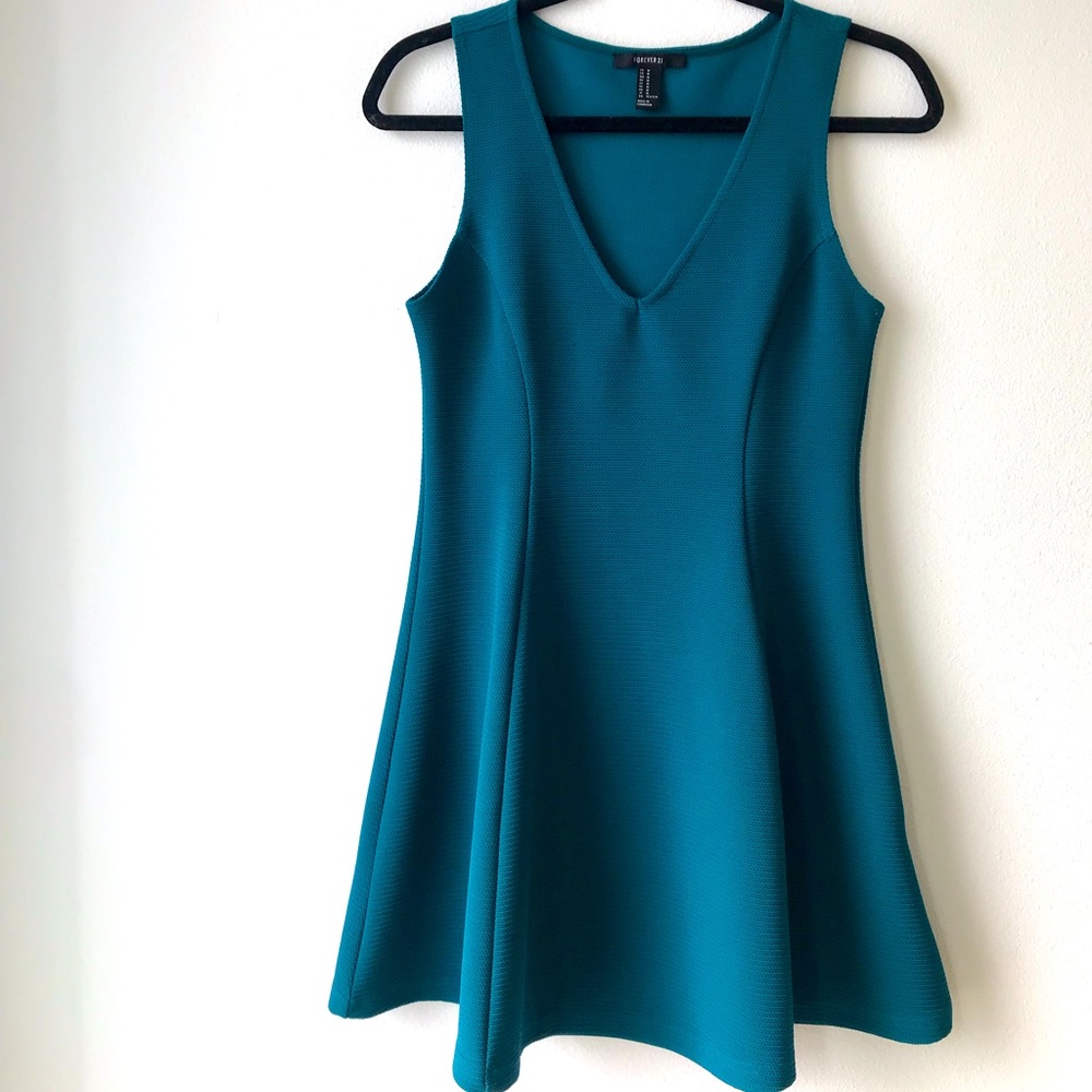 Forever 21 Fit & Flare Skater Mini Dress V-Neck Sleeveless Teal, Medium